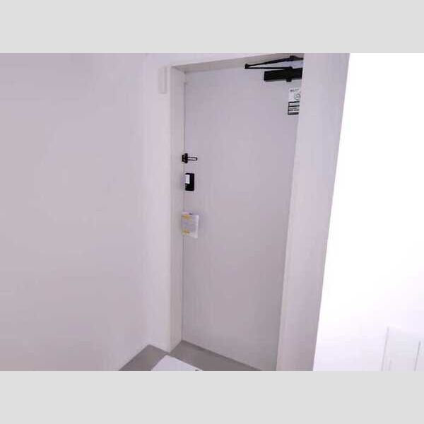 D-residence稲城 玄関