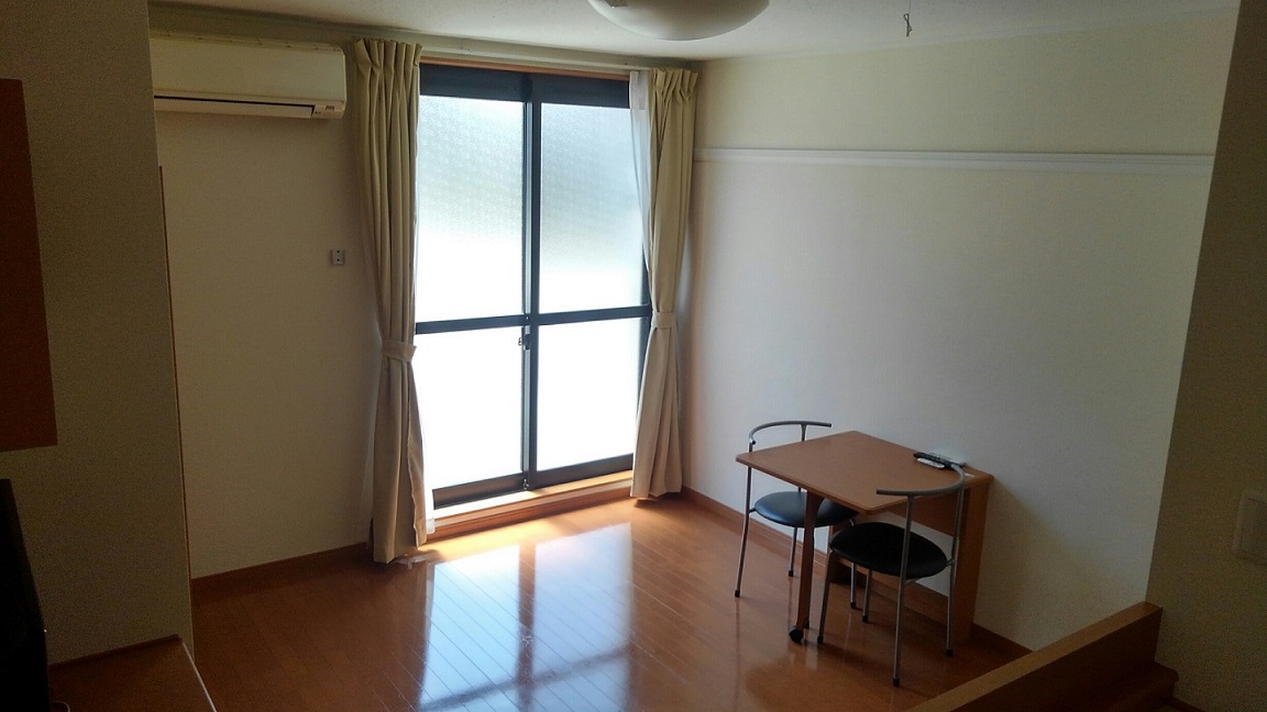 レオパレス関口 リビング