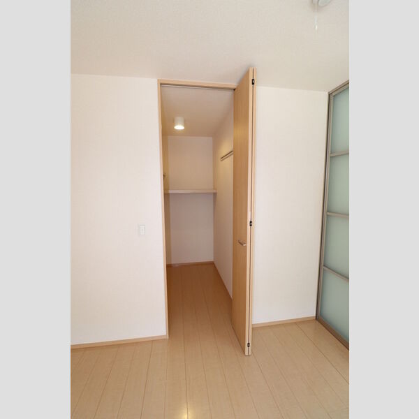 ディアコート高島平301号室 同建物別部屋の参考画像