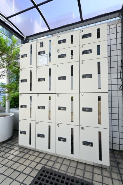 ハイ・シティ表参道3階 宅配BOX