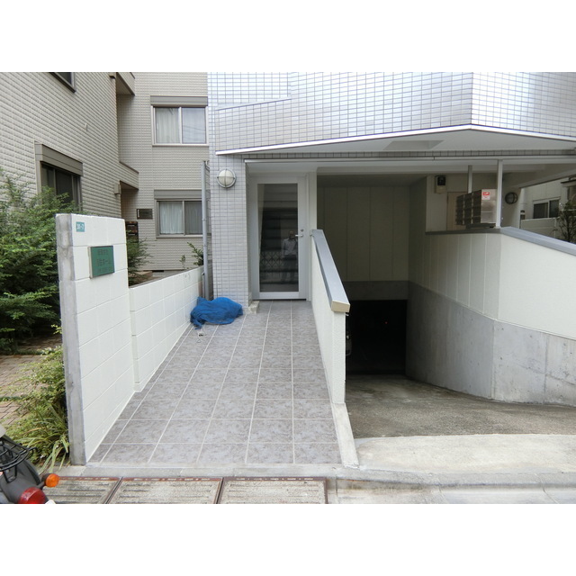 ローヤル坂上 外観