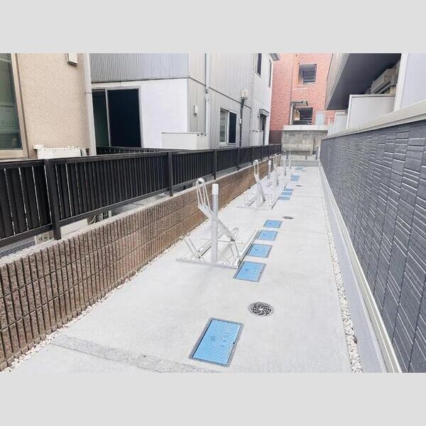 ドムスクラルス大宮桜木町 駐輪場