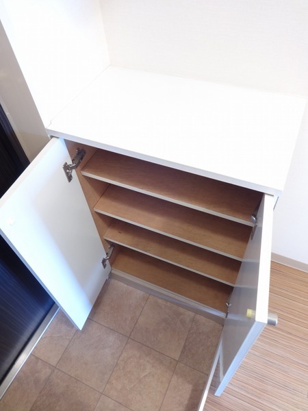 アポーラ中野 収納