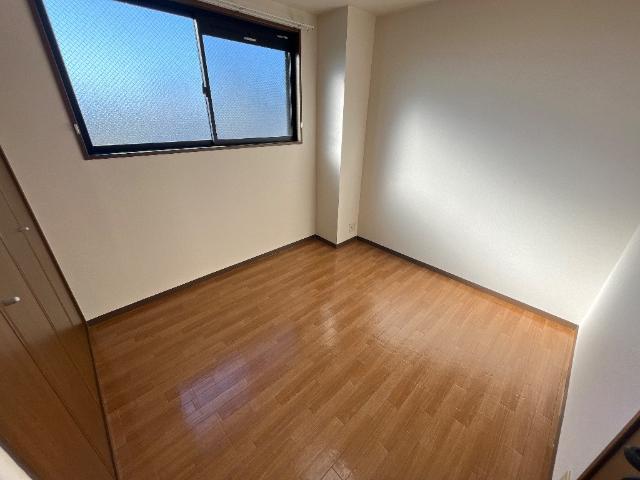 ウィンディヒルズ 洋室