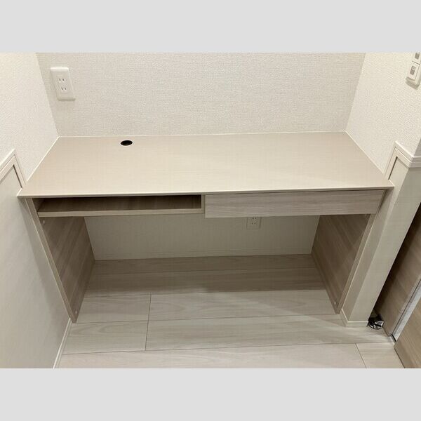 ホープドリームハウス201号室 ワークスペース