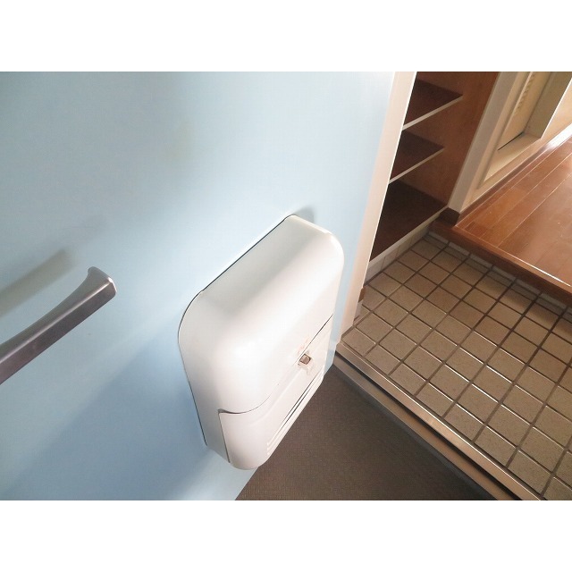 エレガンス綾瀬６0602号室 玄関