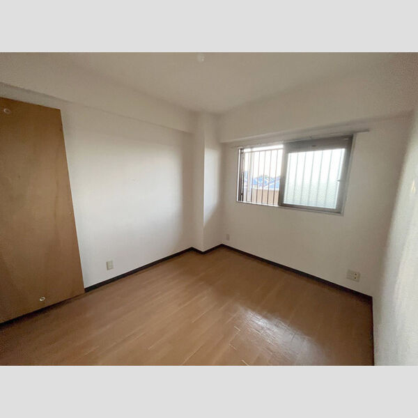 エクセルハイム海宝304号室 洋室