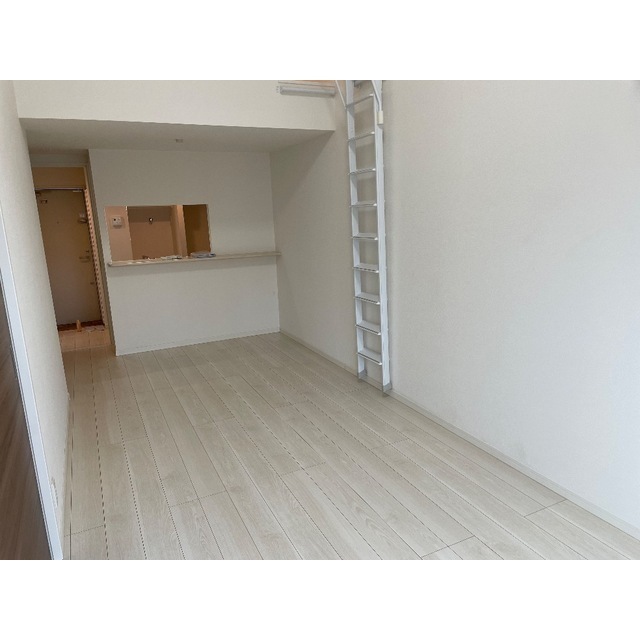 Ｏｗｌ　堀切304号室 リビング