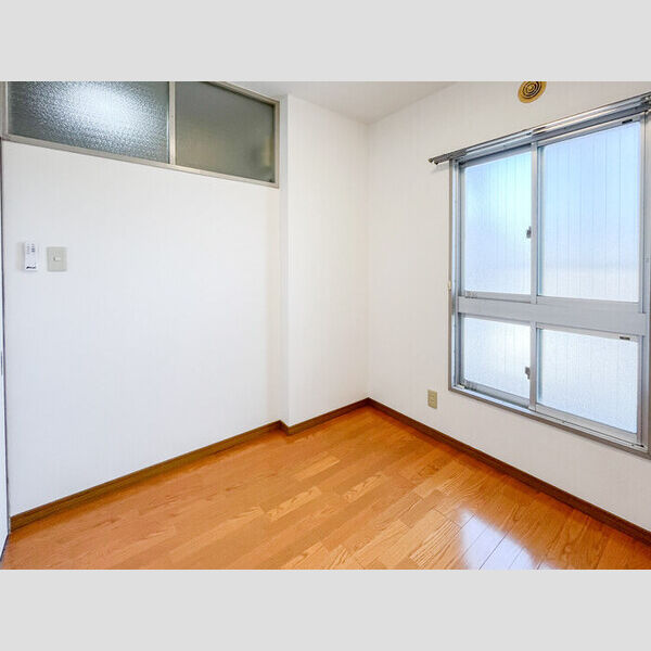 クレセントハイツ301号室 洋室