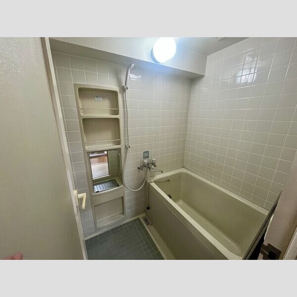 フジ・ヴェール毘沙門堂 浴室