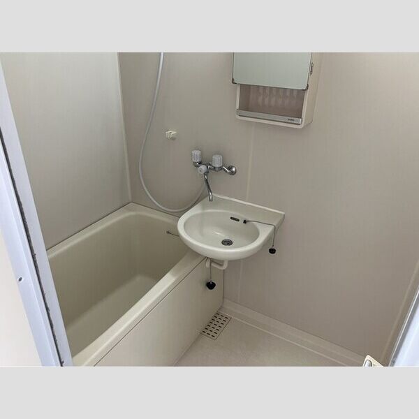 ハイムカメリア205号室 浴室