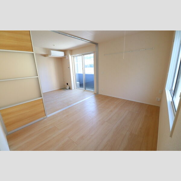 ゼフィール103号室 洋室