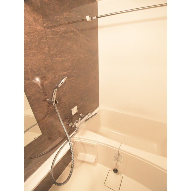 ＧＥＮＯＶＩＡ本所吾妻橋ｓｋｙｇａｒｄｅｎ0502号室 お風呂