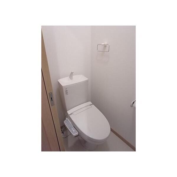 PLUM　ESTATE トイレ