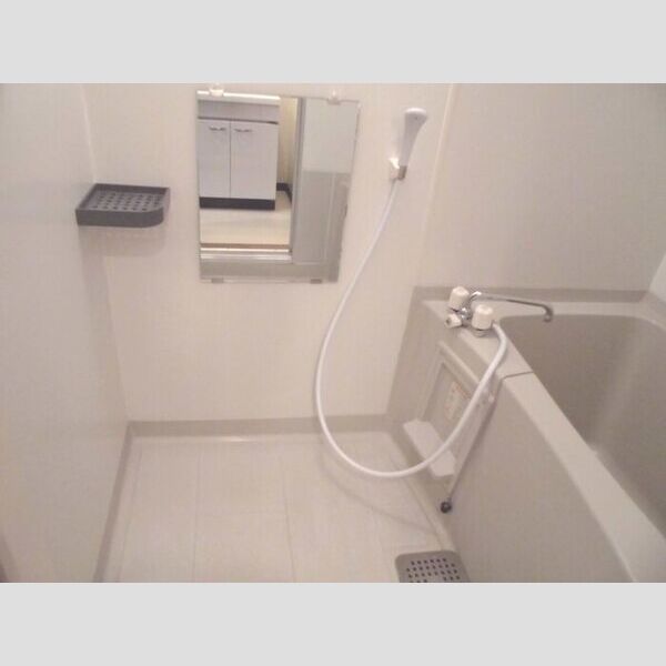 リビングタウン厚木 バスルーム