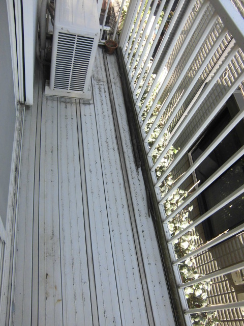 コーガフラット バルコニー