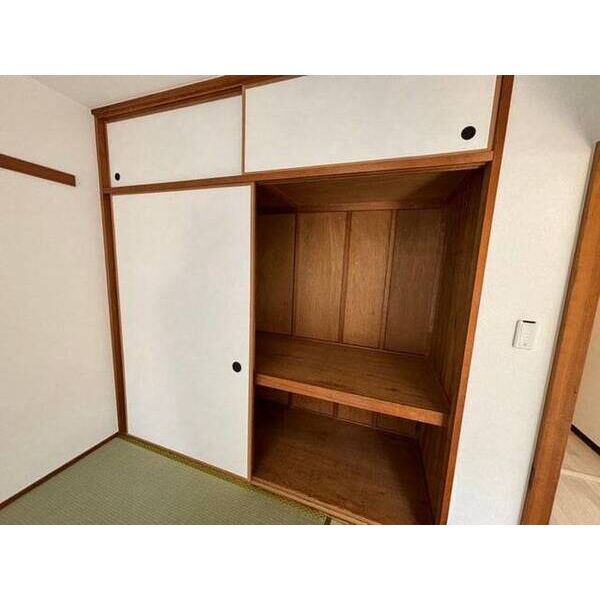 ガーデンフォレスト柏の葉キャンパス0105号室 収納