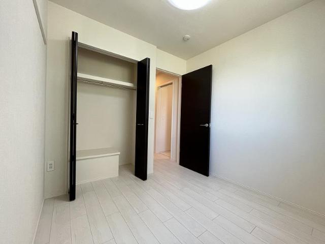 メゾンアルス 洋室