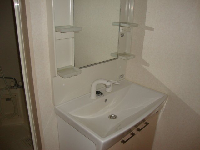 パールハイム鎌倉 洗髪洗面化粧台