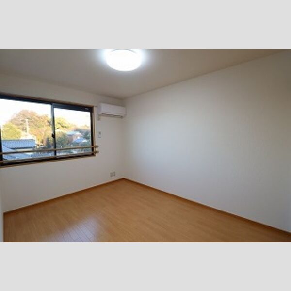 ベイコート303号室 洋室