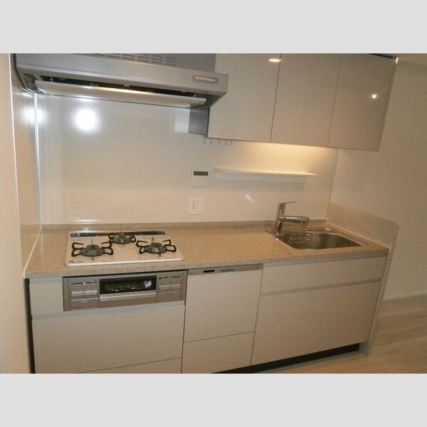プレミスト金町 システムキッチン