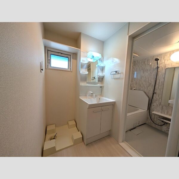 D'Bless上星川 洗髪洗面化粧台