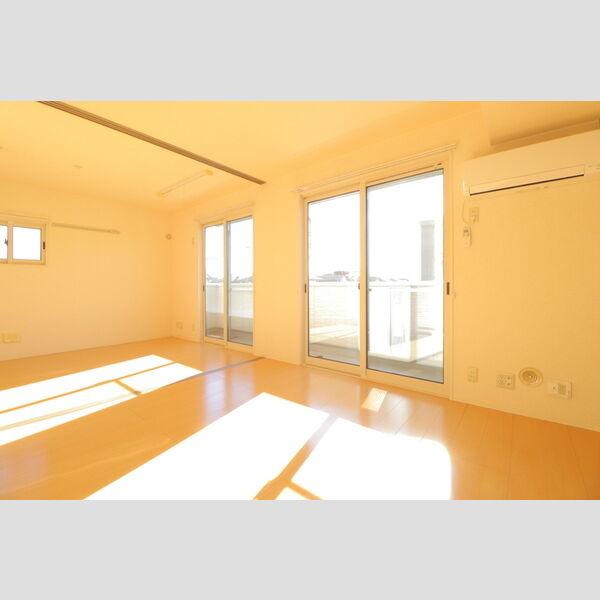 Symphony　B リビング・洋室