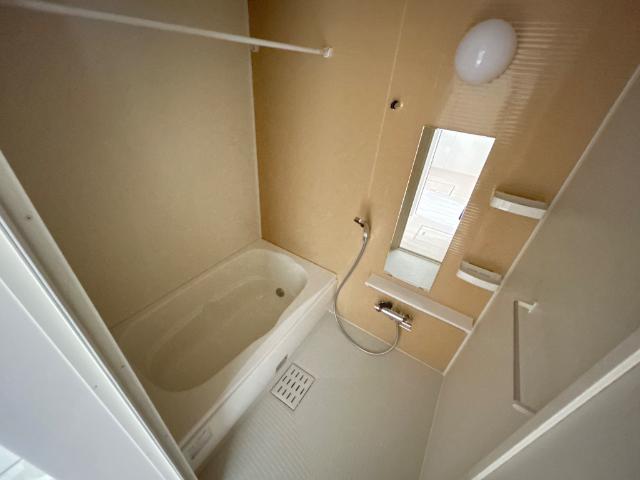 クレリア103号室 バス