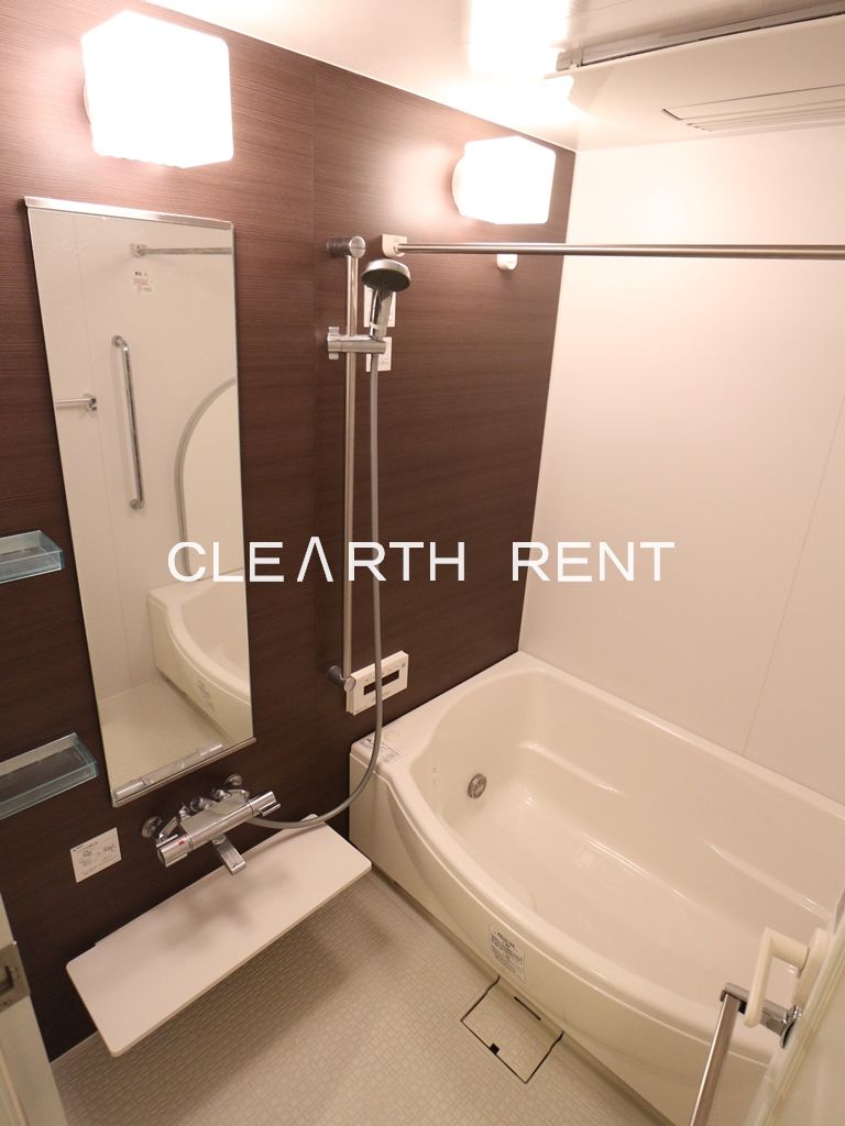 ザ湾岸タワーレックスガーデン21階 追い焚き・浴室乾燥機付きバスルーム