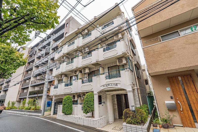 ベルサイユ大森3階 外観