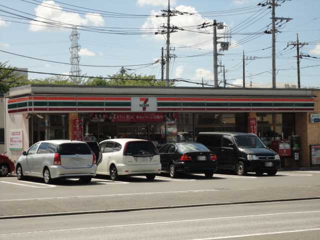 サンライフ・プラザ205号室 セブンイレブン横浜東方町岩崎橋店まで867ｍ