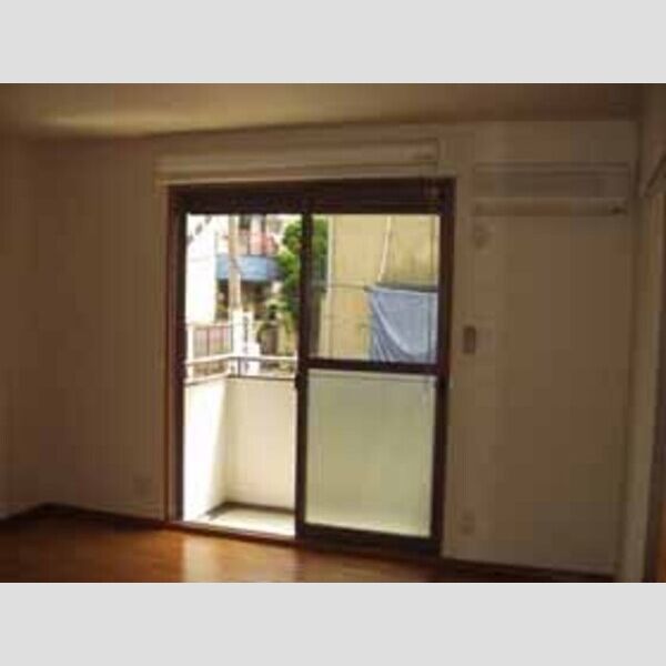 マノワールM202号室 室内