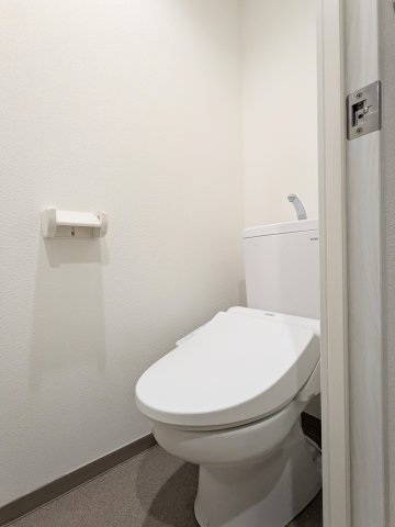 アセットホーム横浜501号室 トイレ