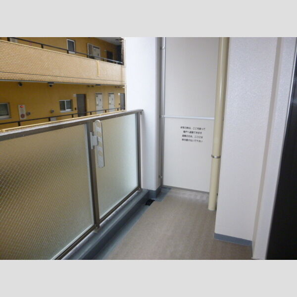 クレアガーデン303号室 バルコニー