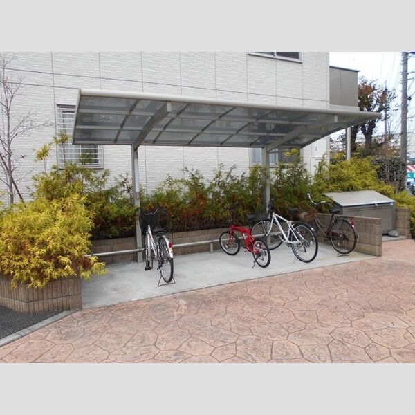 フィロス 駐輪場