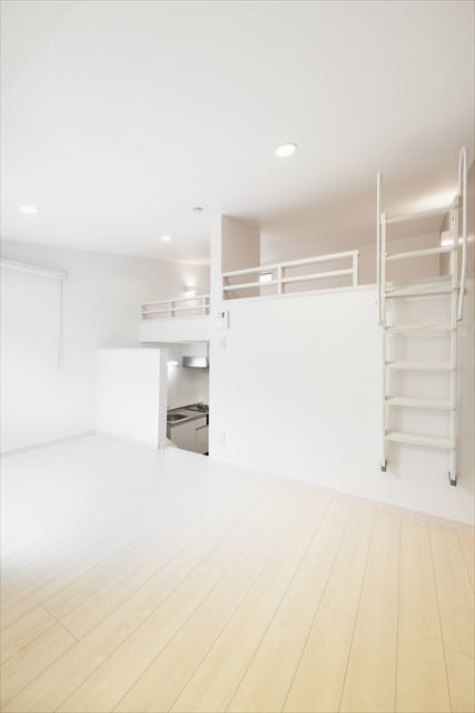 Ｒｕｍａｈ　ＫＬ　 リビング