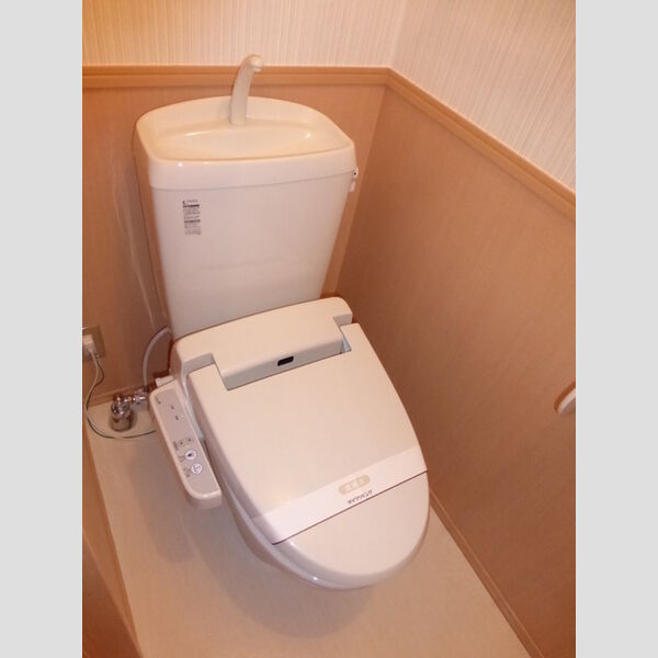 エスポワール神明205号室 温水洗浄暖房便座