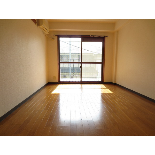 グリーンヒルズ 内観