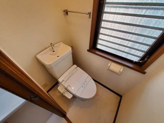 パルデンス西荻窪0203号室 トイレ