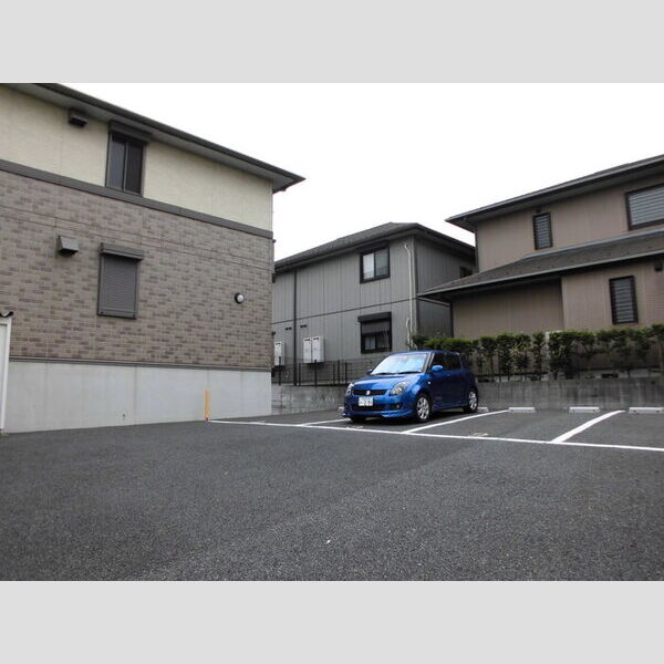 あおばグリーンヒルズ 駐車場