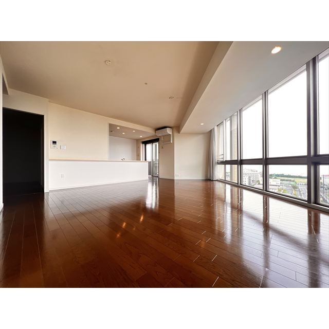 プラウド新浦安 眺望・陽当り良好・AC1台設備