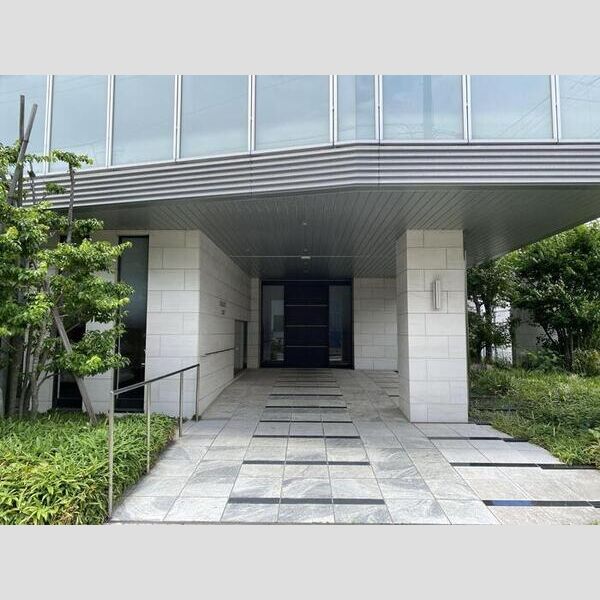 AZALETY上北沢108号室 エントランス