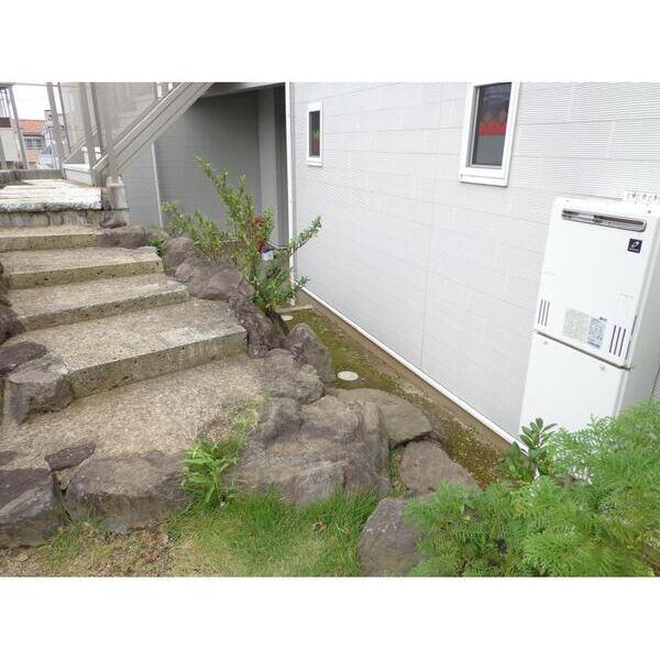 Grove　GardenA棟101号室 エントランス