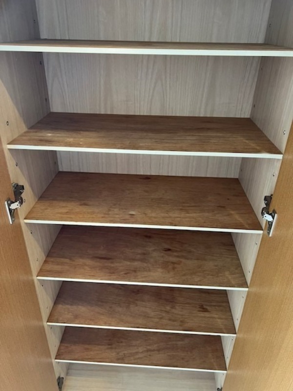 ロイヤルアメニティー東池袋 下足入れ