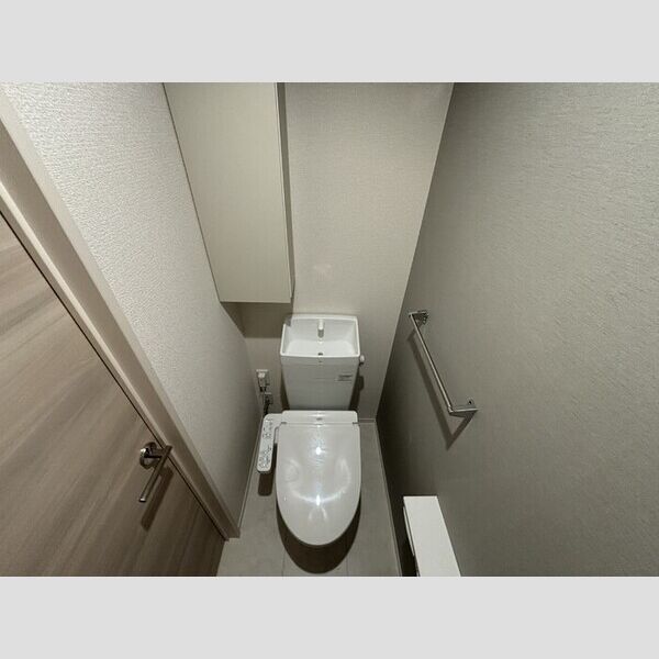 D Paina Hino303号室 温水洗浄便座付きトイレ