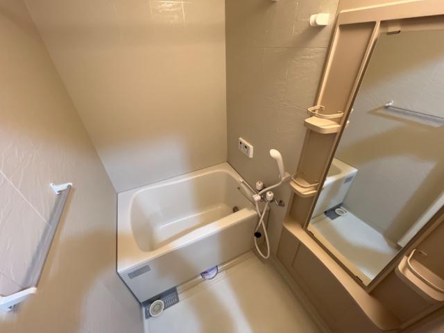 ピアリーハイム102号室 ユニットバス