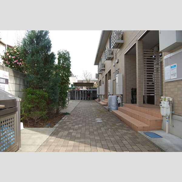 セジュールダックス 玄関ドア前