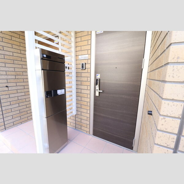 サン・ルミエール　A202号室 宅配BOX