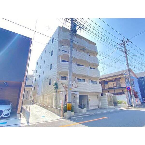 メゾン・ド・レザン 外観