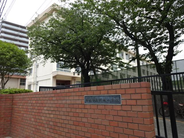 ナーサリー湘南 藤沢市立新林小学校まで607ｍ